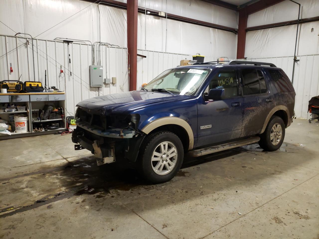 Photo 2 from auction – 2008 FORD EXPLORER E with VIN 1FMEU74E78UA36745