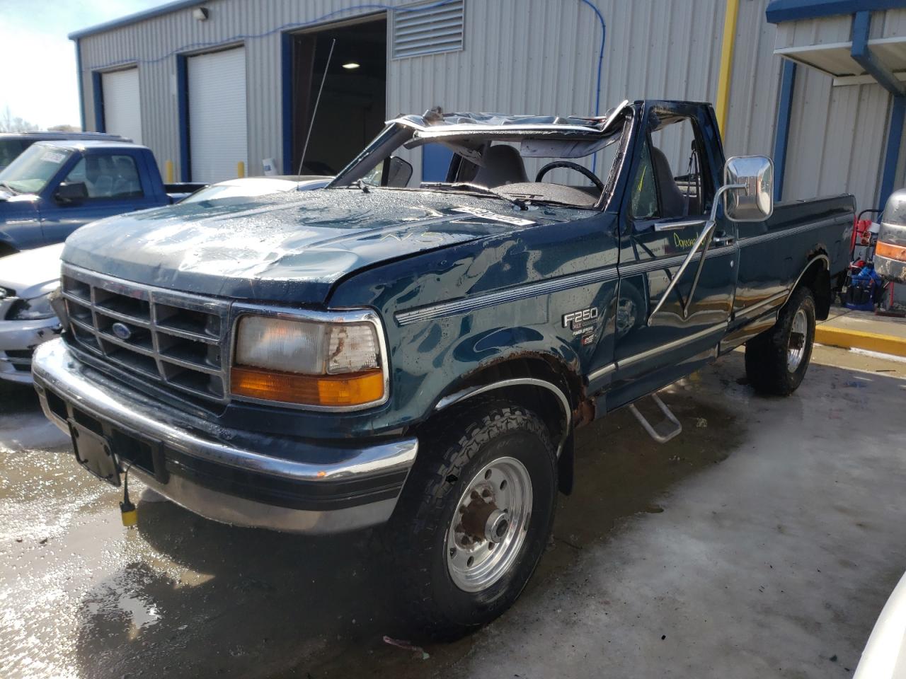 Photo 2 from auction – 1996 FORD F250 with VIN 1FTHF26FXTEB07296