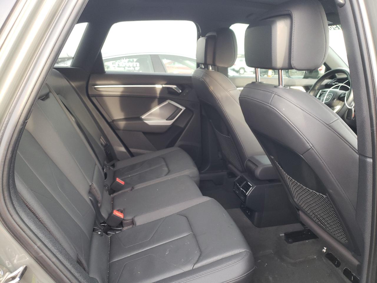 Photo 6 from auction – 2020 AUDI Q3 PREMIUM with VIN WA1DECF38L1048229