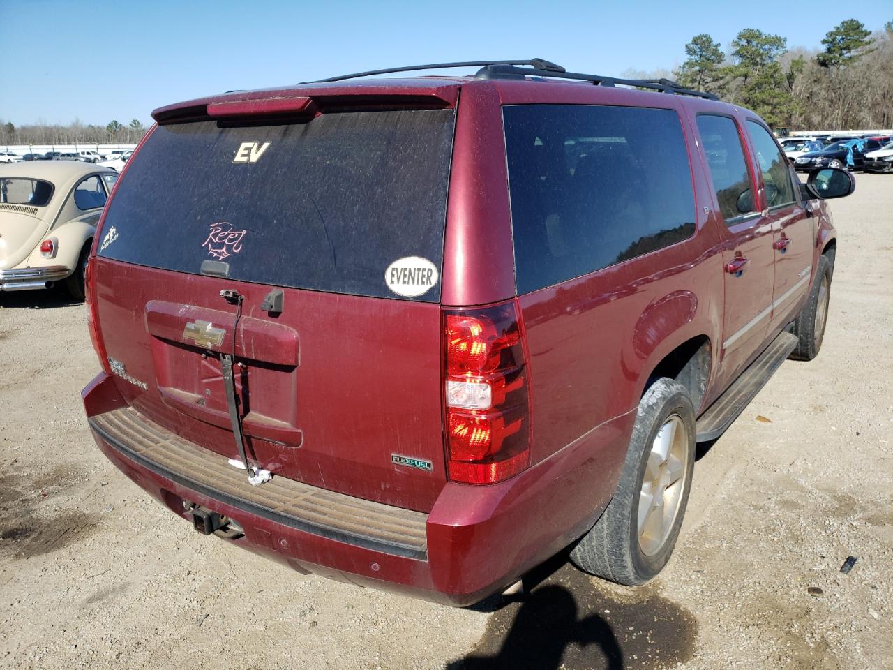 Photo 4 from auction – 2011 CHEVROLET SUBURBAN C with VIN 1GNSCJE04BR296743