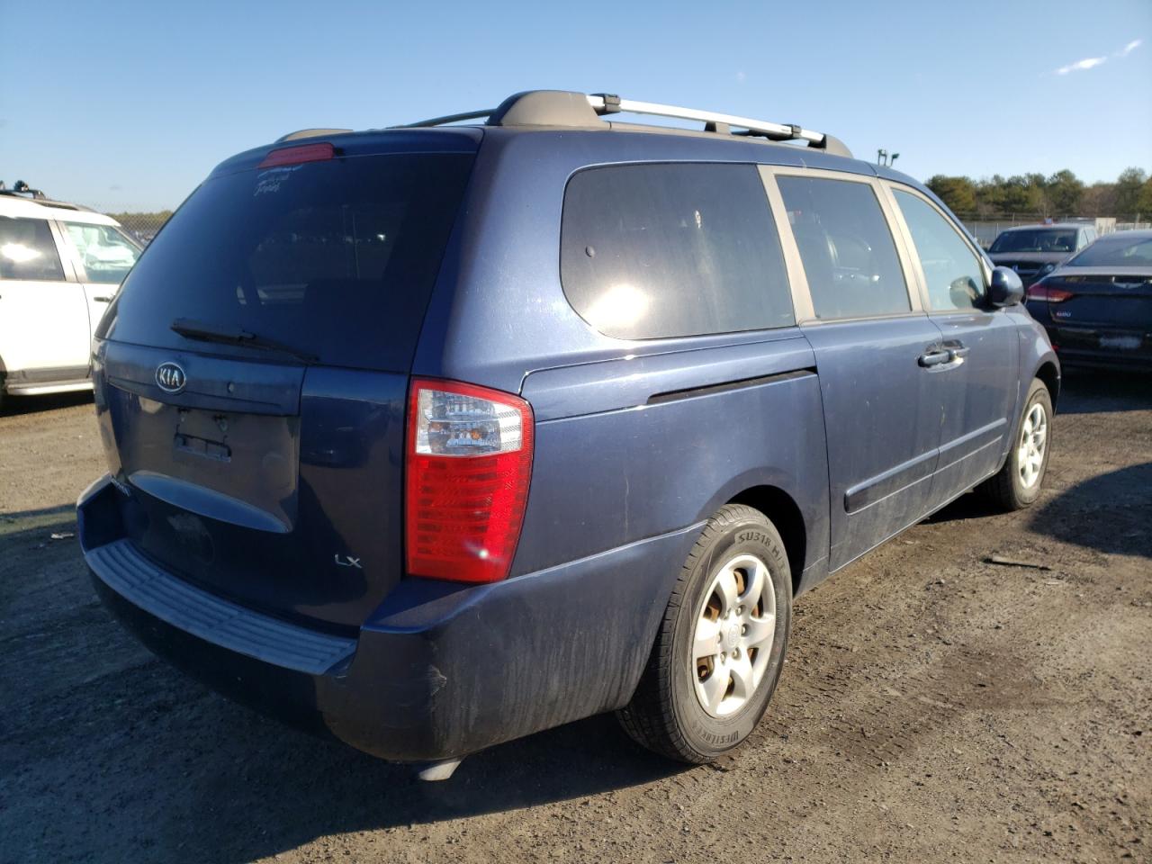 Photo 4 from auction – 2007 KIA SEDONA EX with VIN KNDMB233276172373