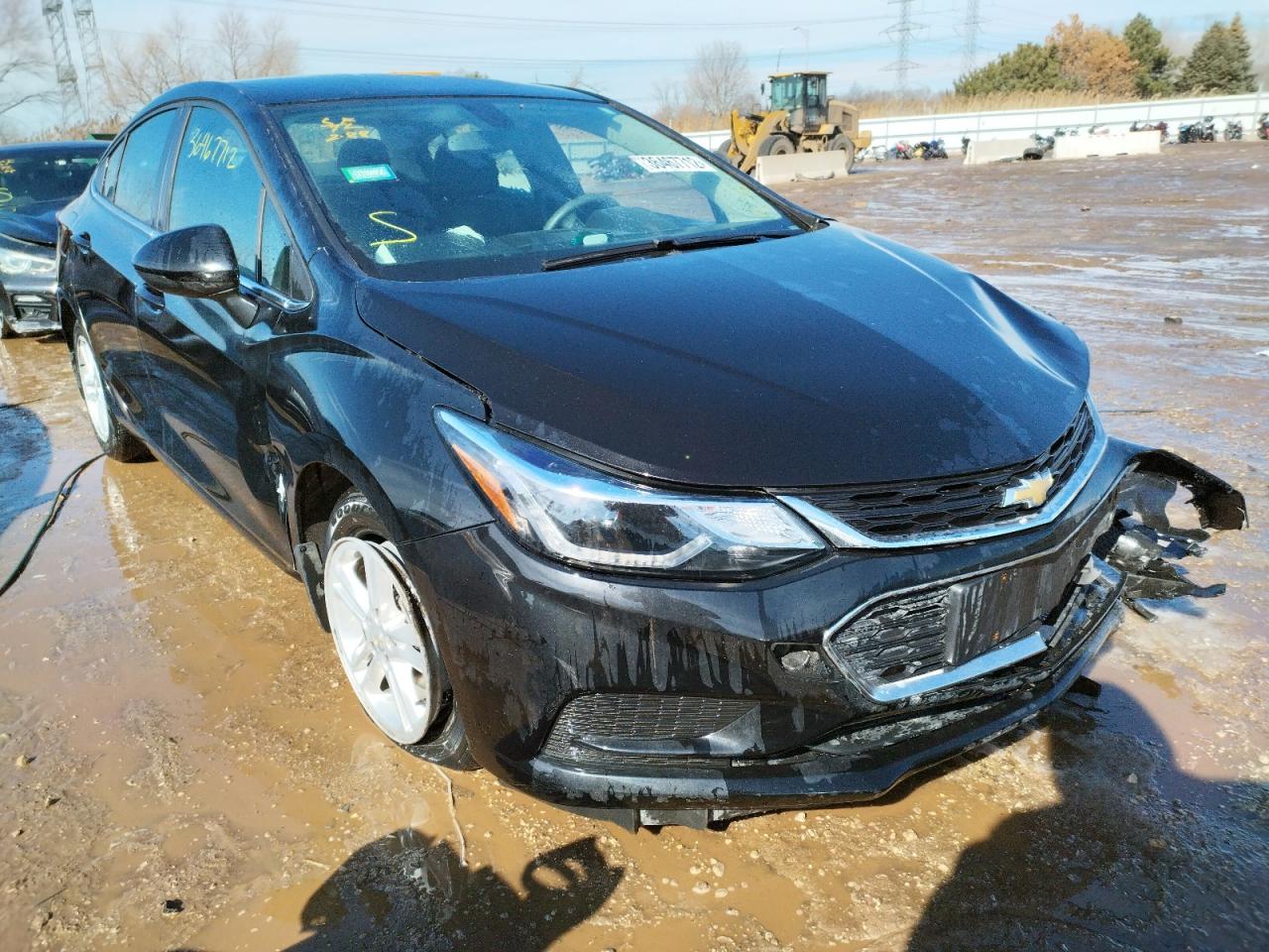 CHEVROLET CRUZE LT 2018 with VIN 1G1BE5SM2J7176010 - Photo from auction