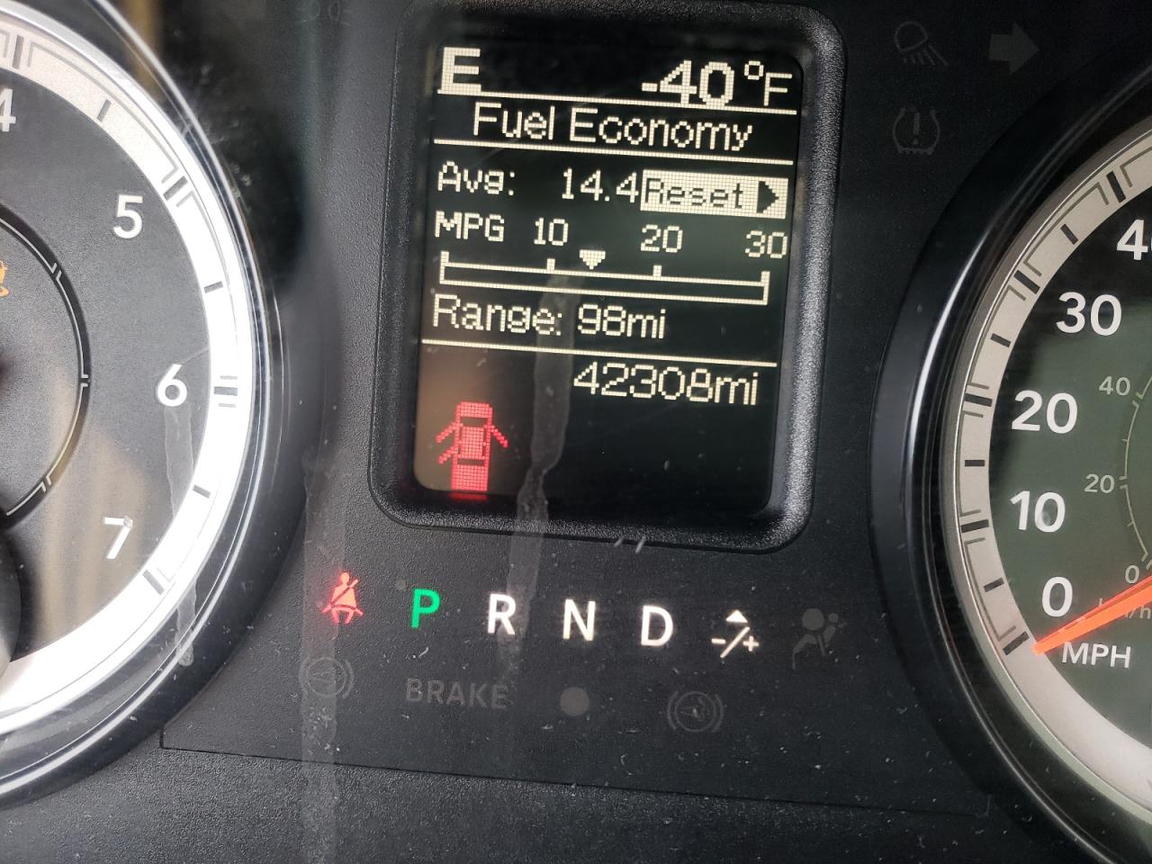 Photo 8 from auction – 2017 RAM 1500 ST with VIN 1C6RR7KG3HS596468