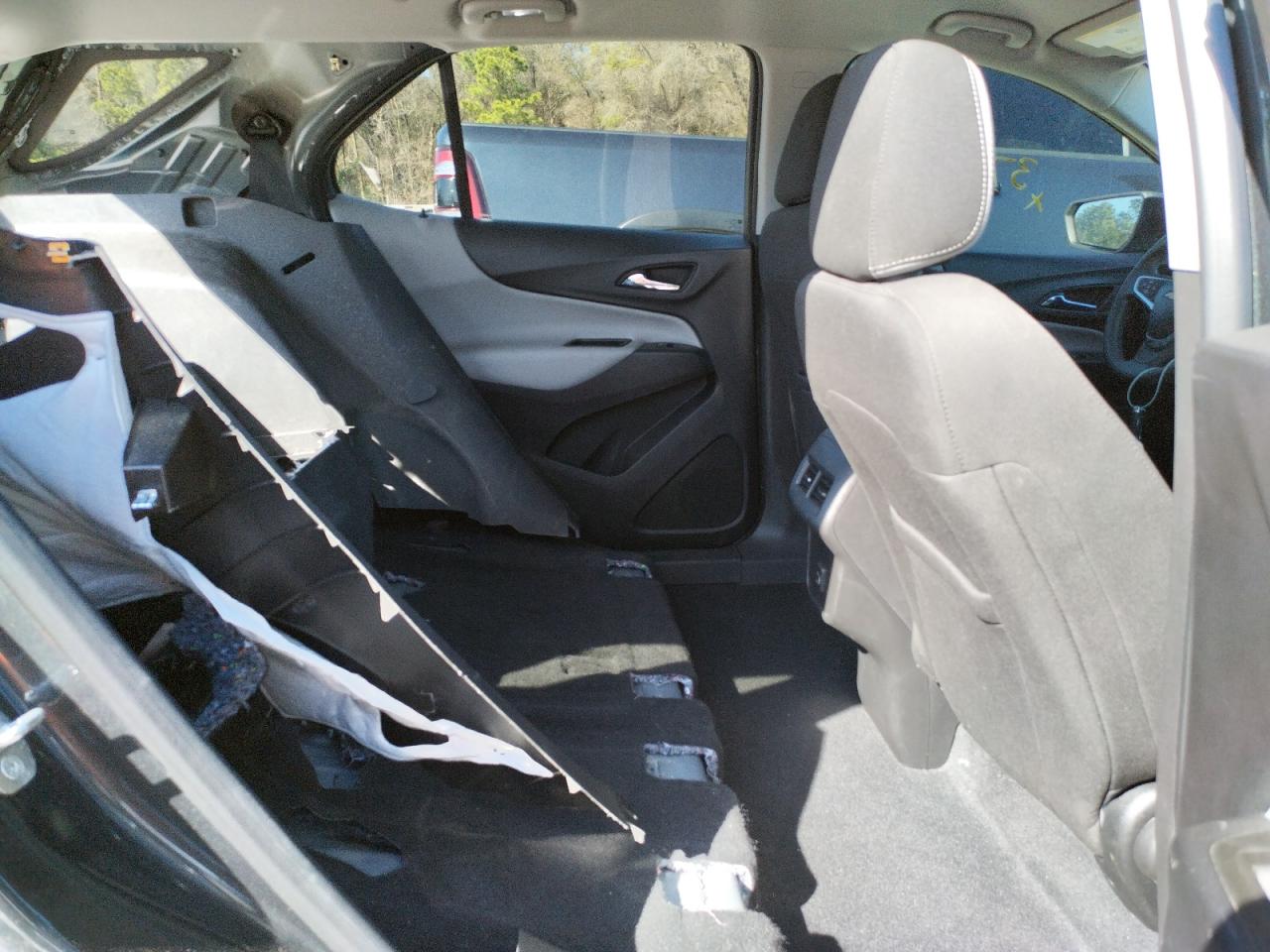 Photo 6 from auction – 2020 CHEVROLET EQUINOX LS with VIN 3GNAXHEV6LS622898