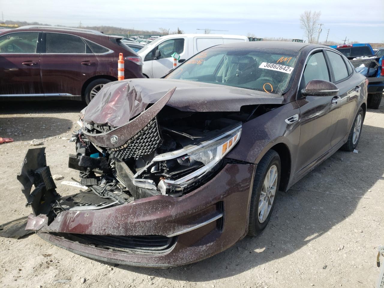Photo 2 from auction – 2017 KIA OPTIMA LX with VIN 5XXGT4L32HG150656