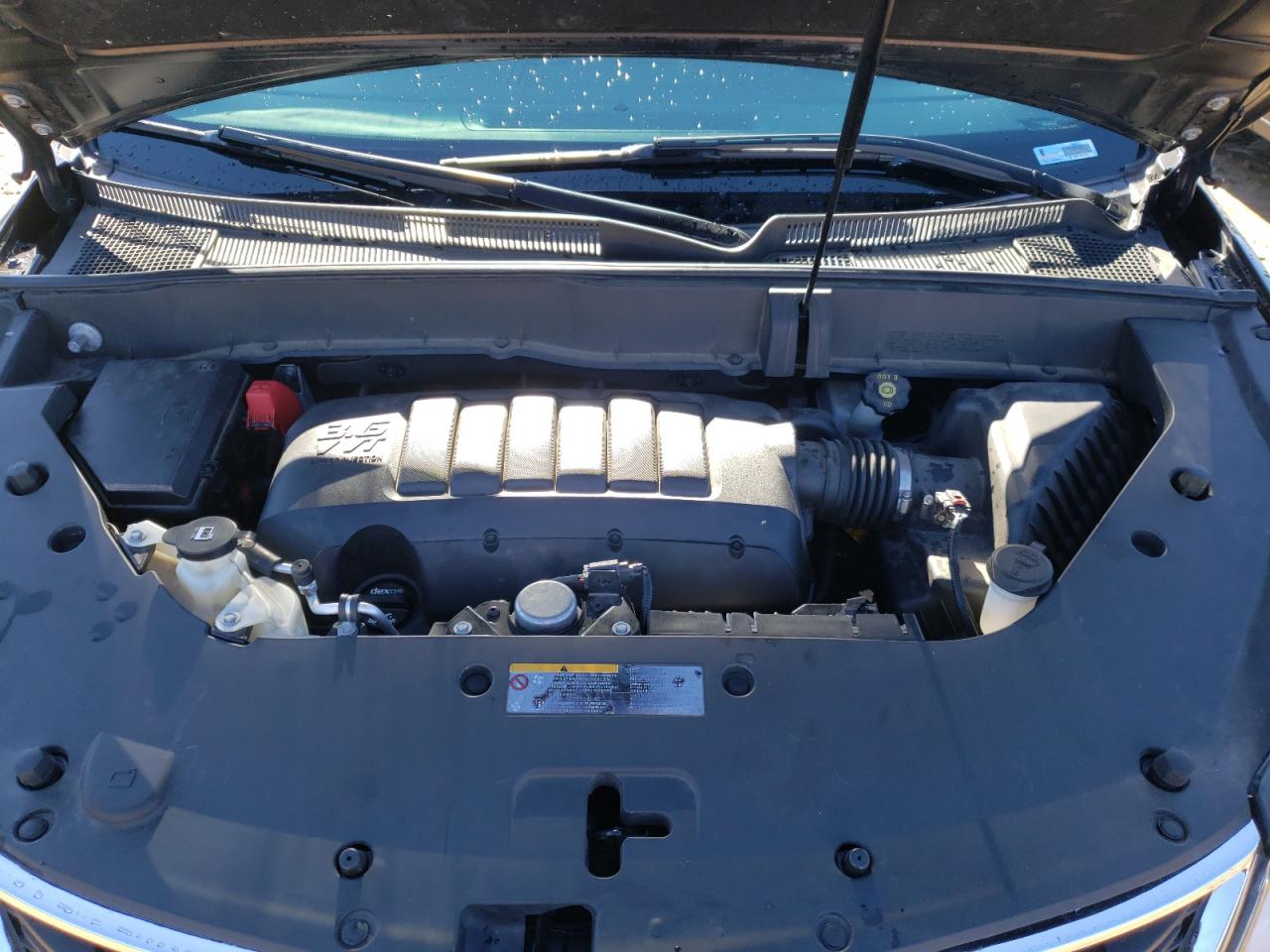 Photo 7 from auction – 2017 CHEVROLET TRAVERSE L with VIN 1GNKRFED6HJ208197