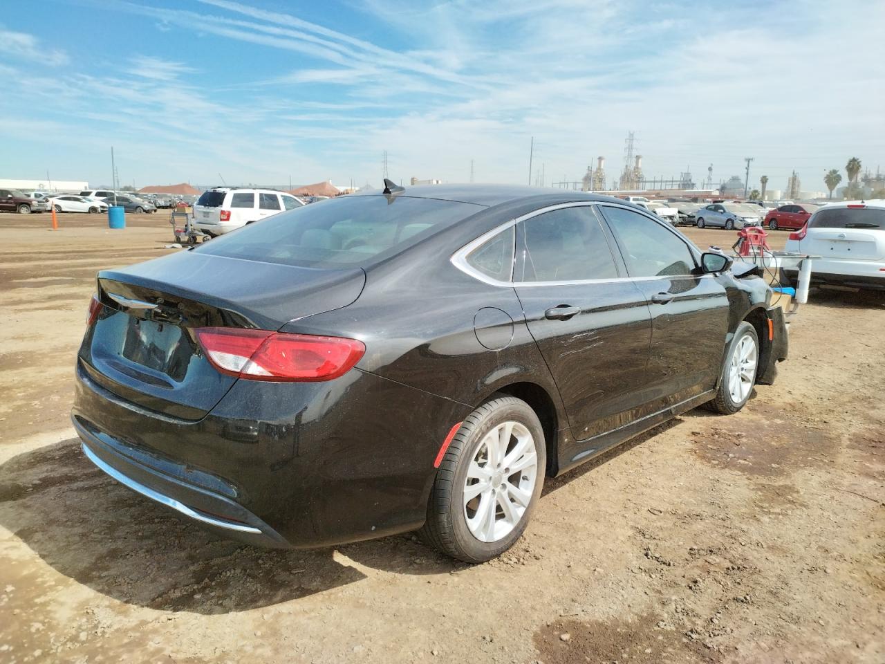 Photo 4 from auction – 2016 CHRYSLER 200 LIMITE with VIN 1C3CCCAB5GN165338