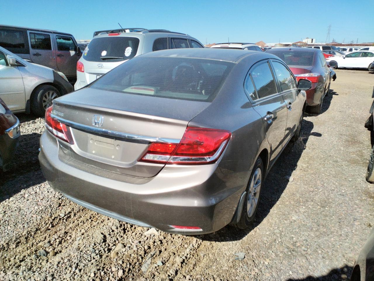 Photo 4 from auction – 2013 HONDA CIVIC LX with VIN 2HGFB2F55DH590945
