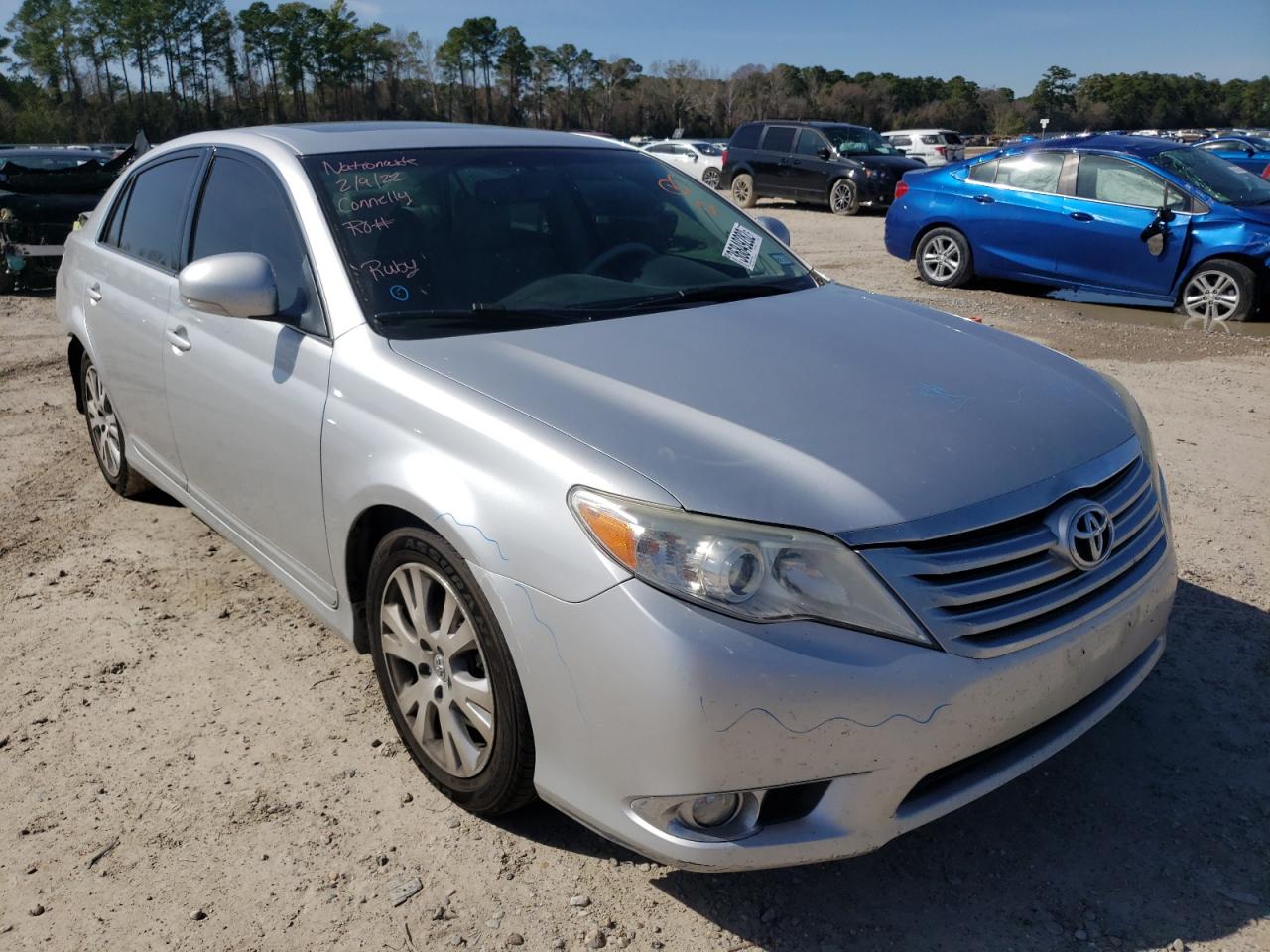 TOYOTA AVALON BAS 2011 with VIN 4T1BK3DB9BU377174 - Photo from auction
