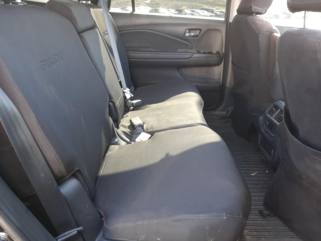 Photo 6 from auction – 2021 HONDA PILOT SE with VIN 5FNYF5H27MB022637