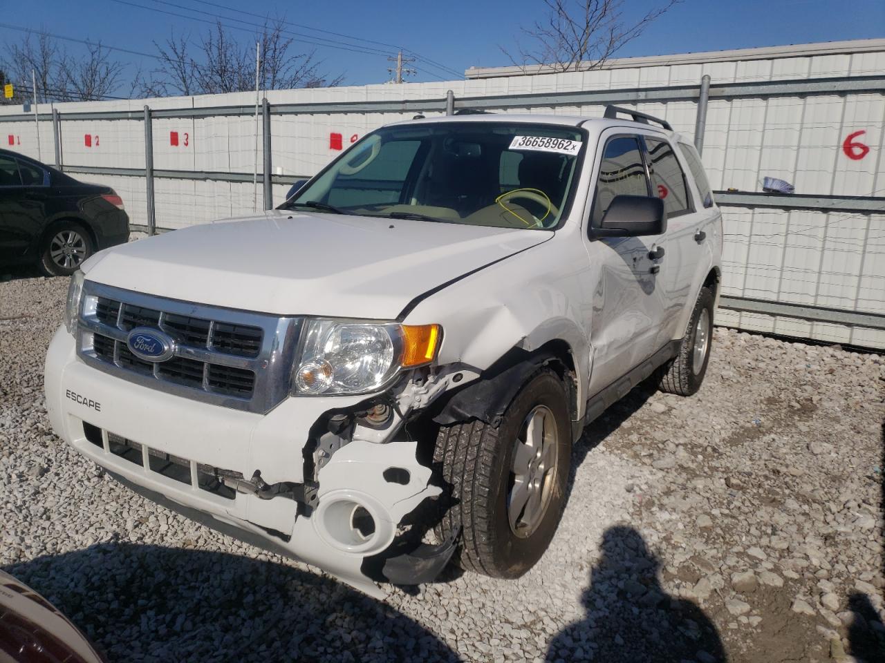 Photo 2 from auction – 2012 FORD ESCAPE XLT with VIN 1FMCU0D73CKB19691