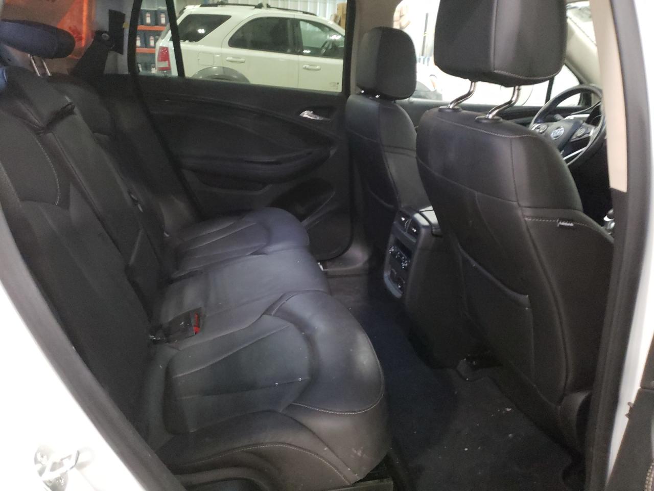 Photo 6 from auction – 2017 BUICK ENVISION E with VIN LRBFXBSA6HD216963
