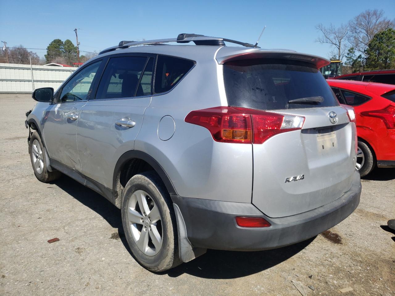 Photo 3 from auction – 2013 TOYOTA RAV4 XLE with VIN JTMWFREV0D5016905