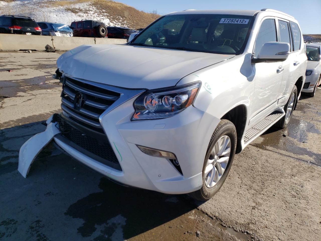 Photo 2 from auction – 2014 LEXUS GX 460 with VIN JTJBM7FX4E5080467