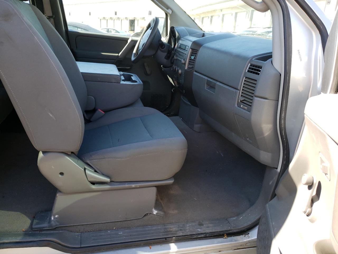 Photo 5 from auction – 2006 NISSAN TITAN XE with VIN 1N6BA06B16N543784