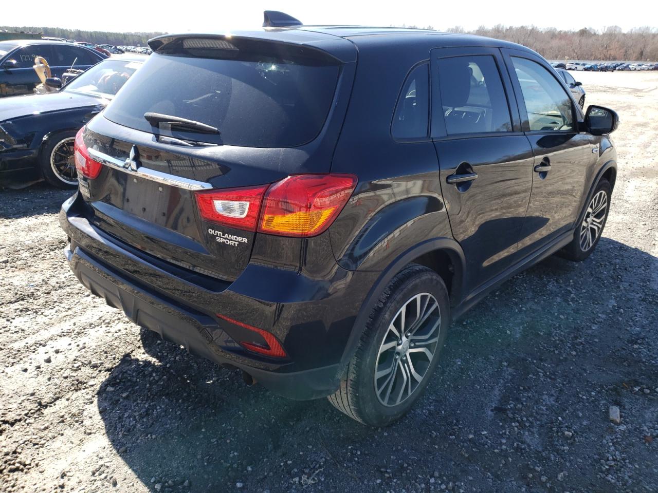 Photo 4 from auction – 2019 MITSUBISHI OUTLANDER with VIN JA4AP3AU3KU001510