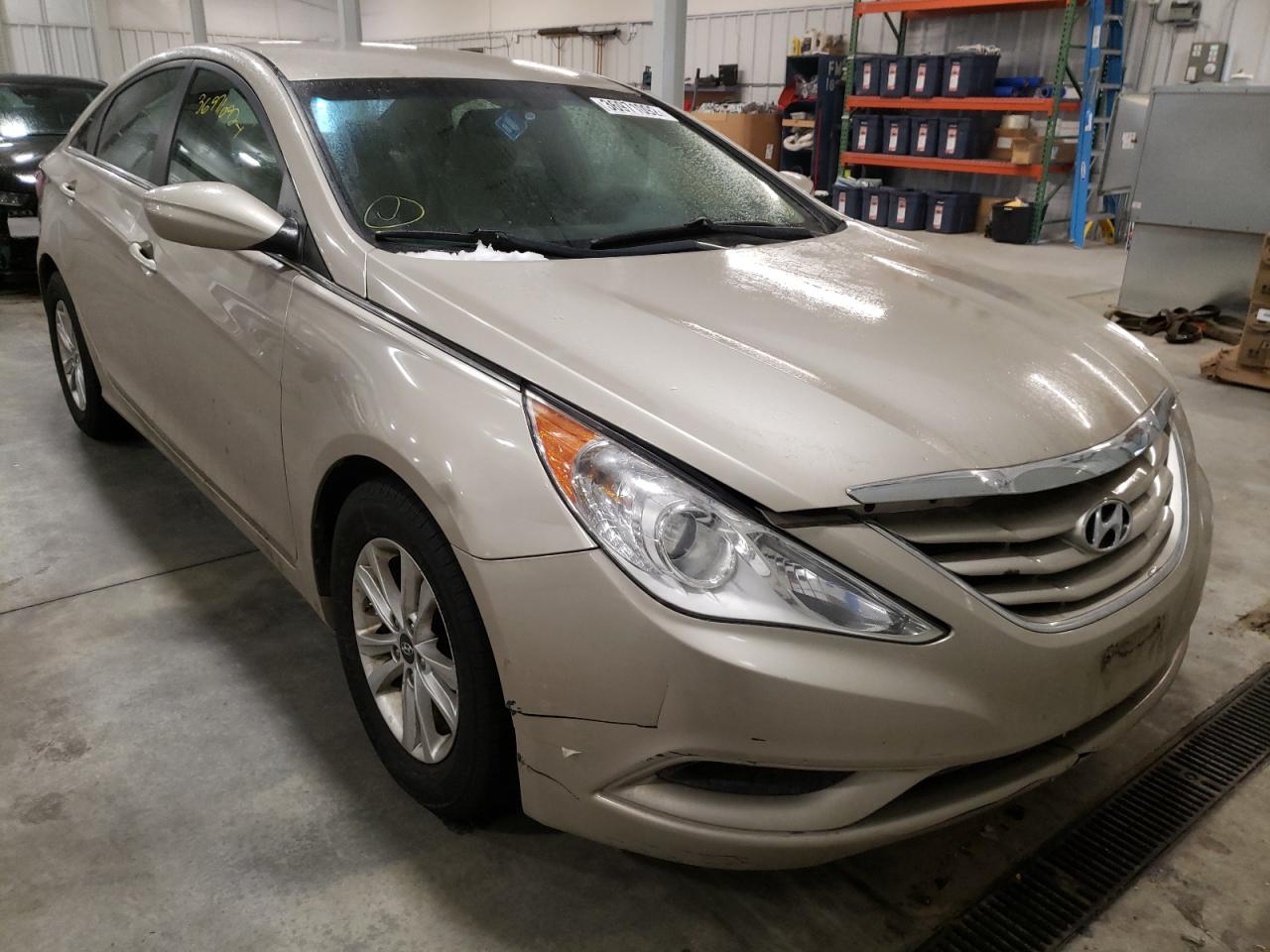 HYUNDAI SONATA GLS 2011 with VIN 5NPEB4AC0BH020447 - Photo from auction