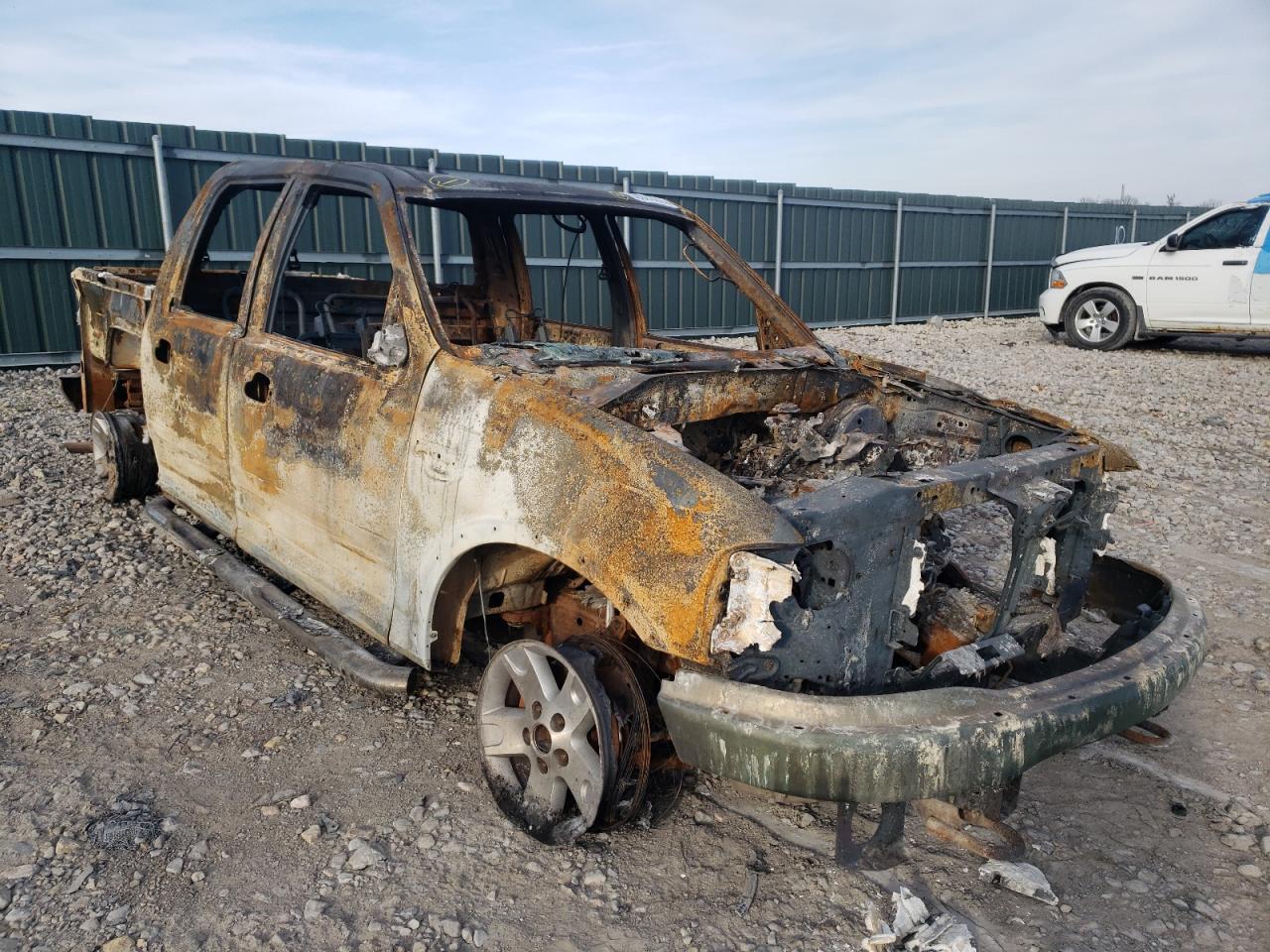 FORD F150 SUPER 2003 with VIN 1FTRW08L83KA36208 - Photo from auction