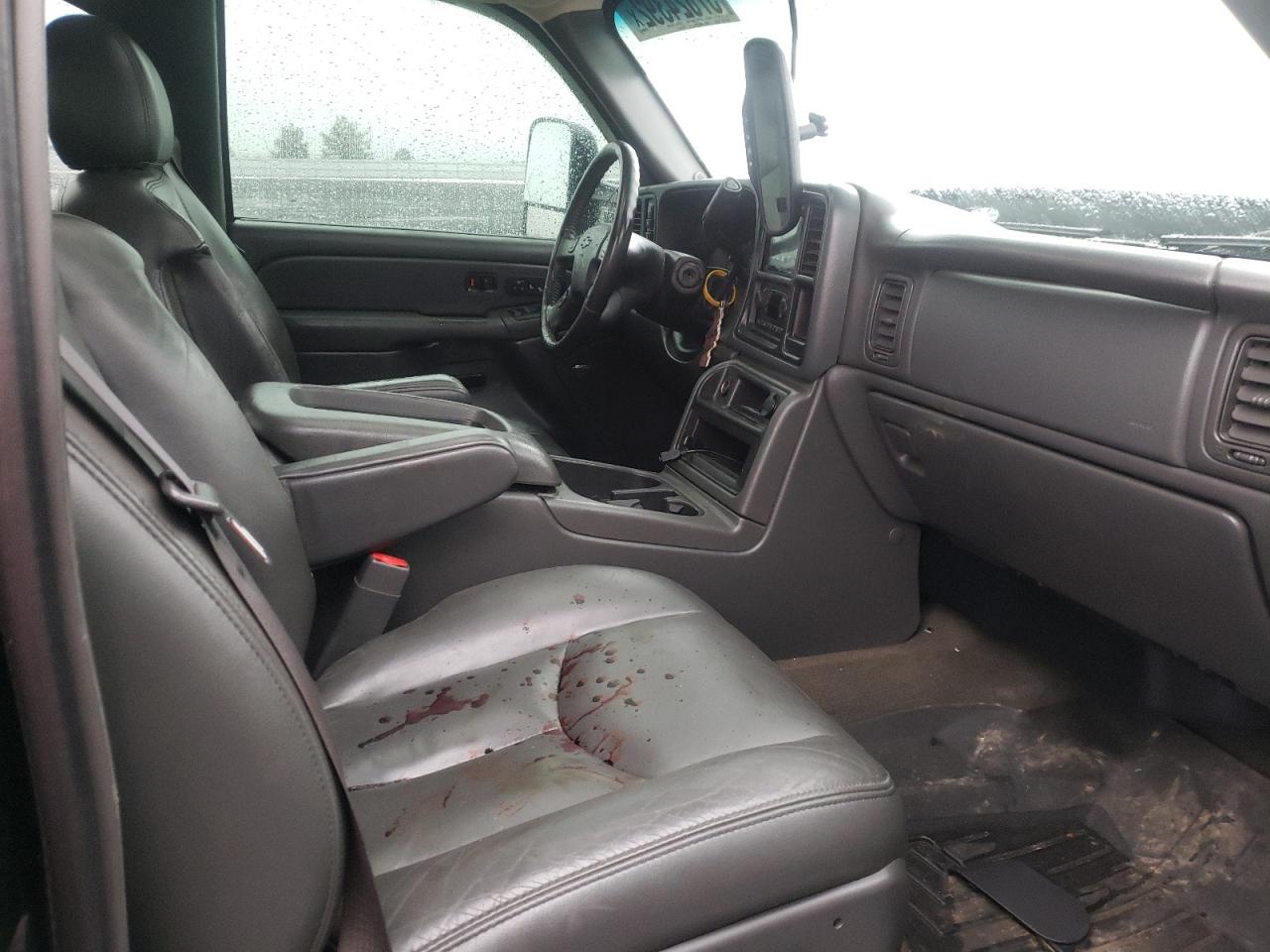 Photo 5 from auction – 2006 CHEVROLET SILVERADO with VIN 1GCHK23D26F261871