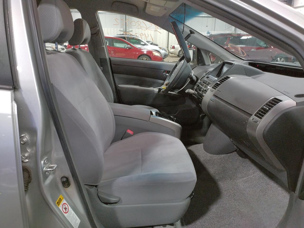 Photo 5 from auction – 2005 TOYOTA PRIUS with VIN JTDKB20U957050251