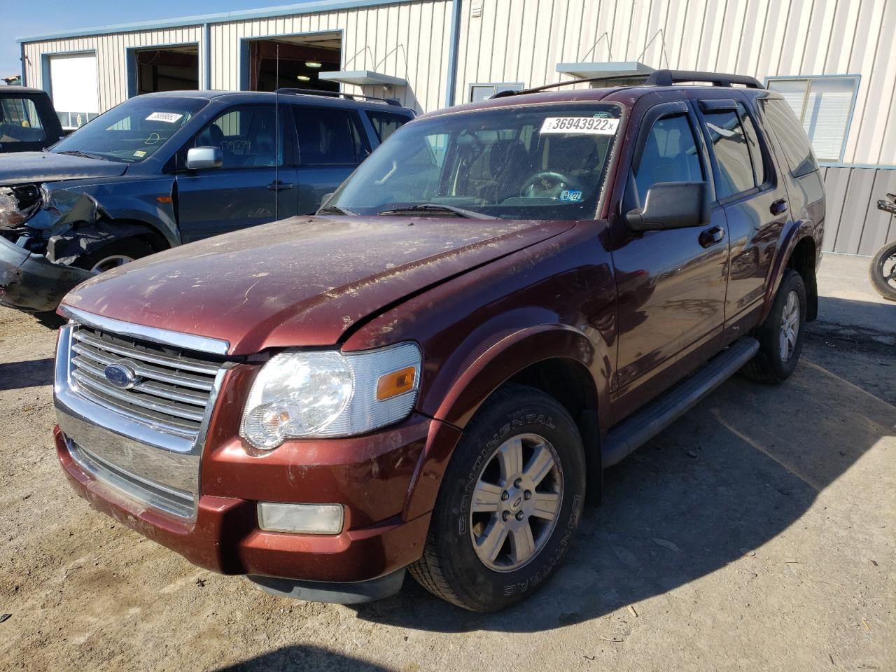 Photo 2 from auction – 2010 FORD EXPLORER X with VIN 1FMEU7DE6AUA57995