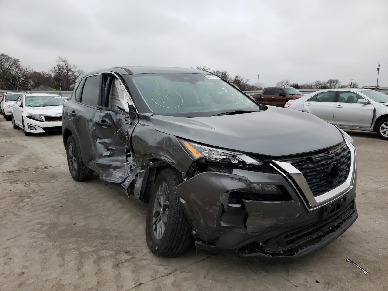 NISSAN ROGUE S 2021 with VIN 5N1AT3AA0MC739616 - Photo from auction