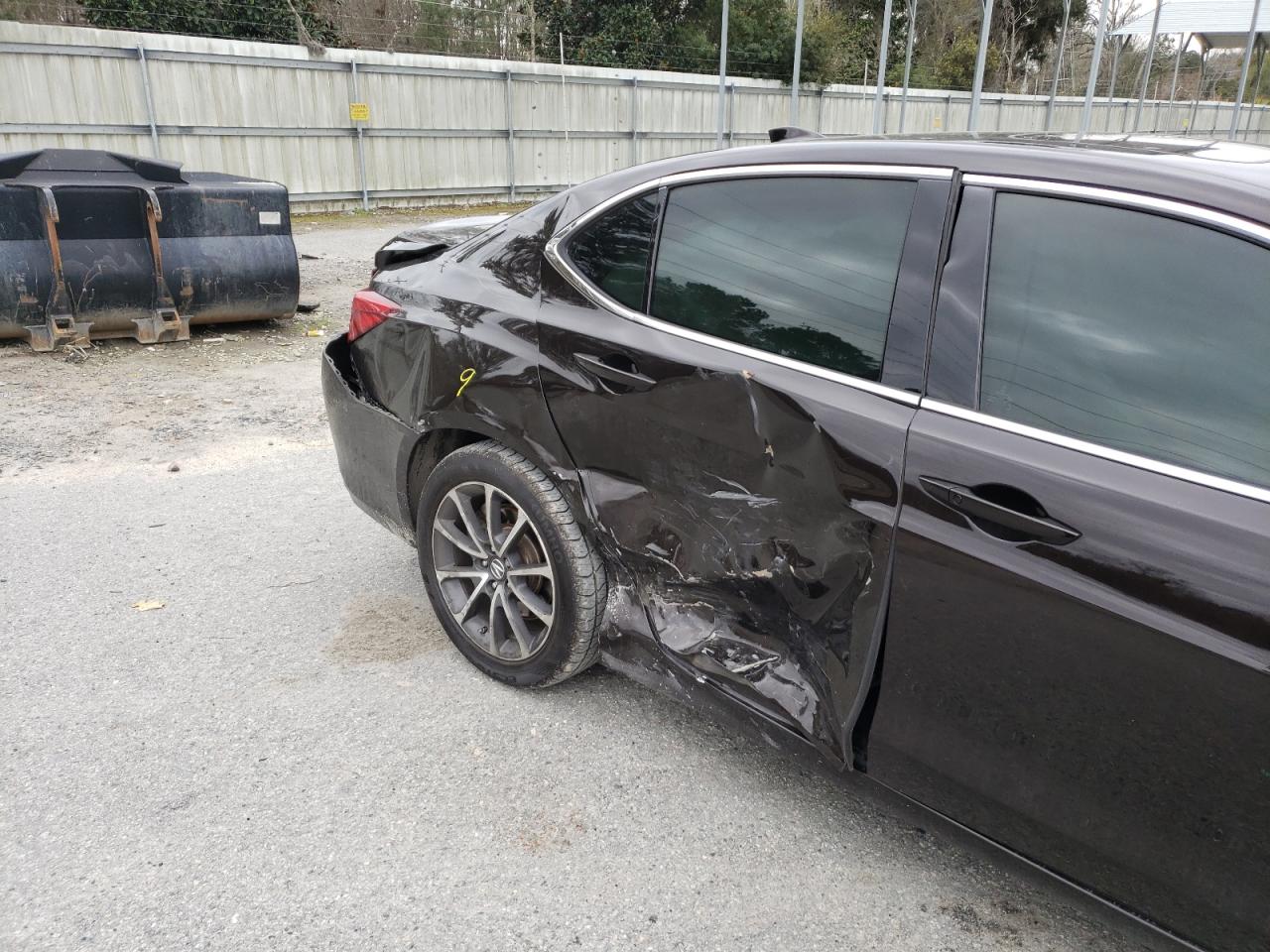 Photo 9 from auction – 2015 ACURA TLX TECH with VIN 19UUB2F50FA023888