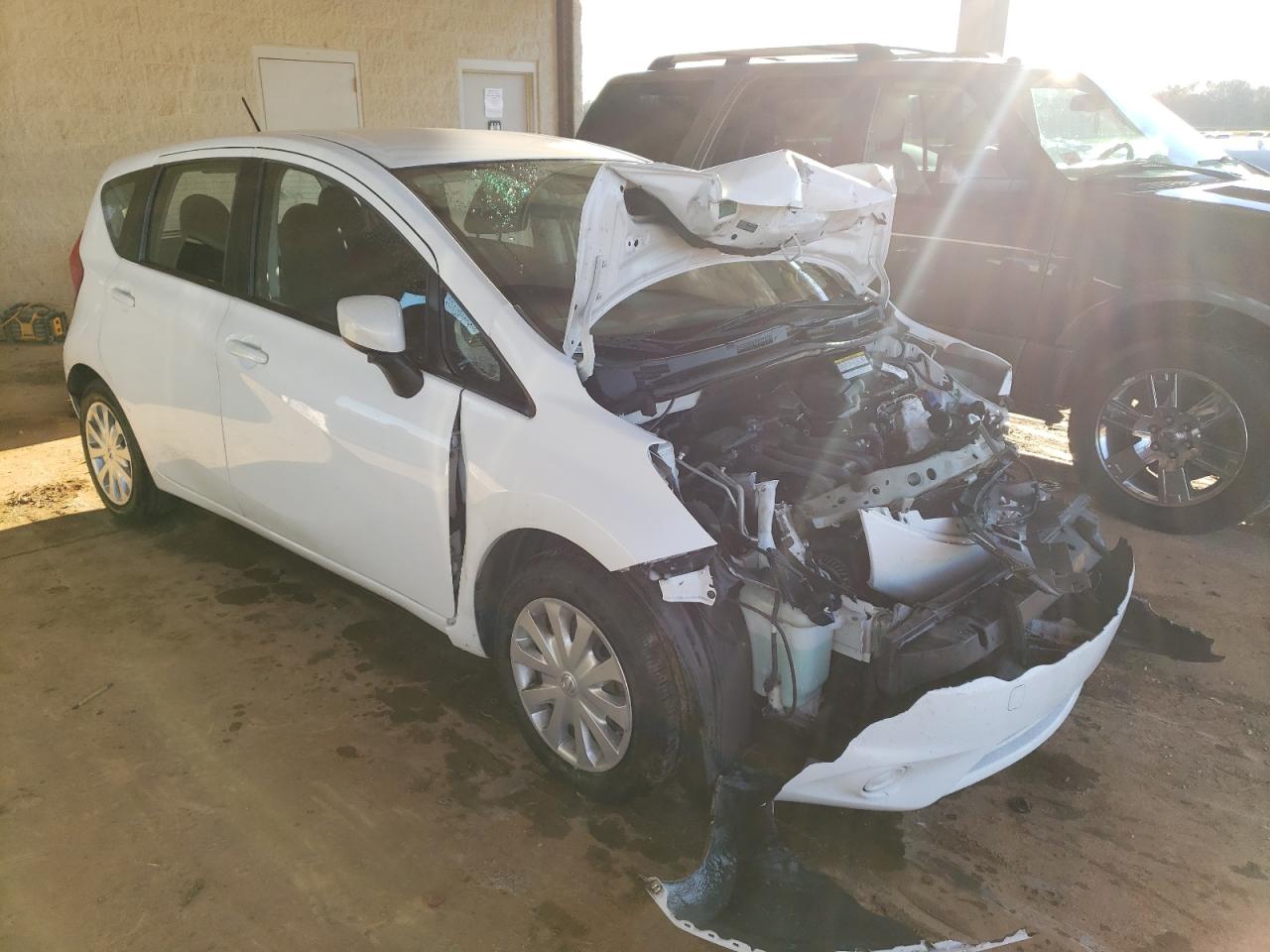 NISSAN VERSA NOTE 2016 with VIN 3N1CE2CP3GL391003 - Photo from auction