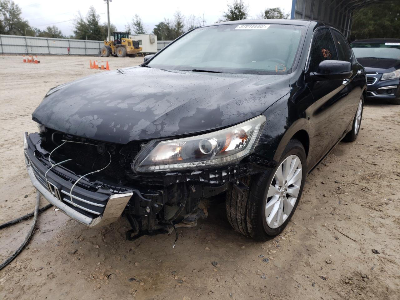 Photo 2 from auction – 2013 HONDA ACCORD EXL with VIN 1HGCR2F80DA128641