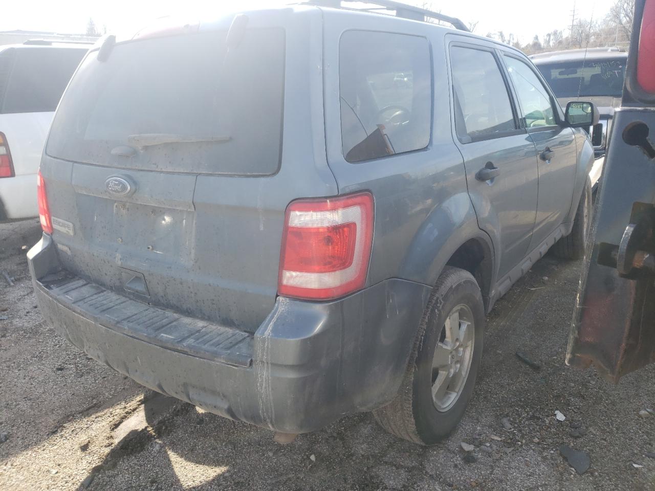 Photo 4 from auction – 2011 FORD ESCAPE XLT with VIN 1FMCU9D7XBKC54945