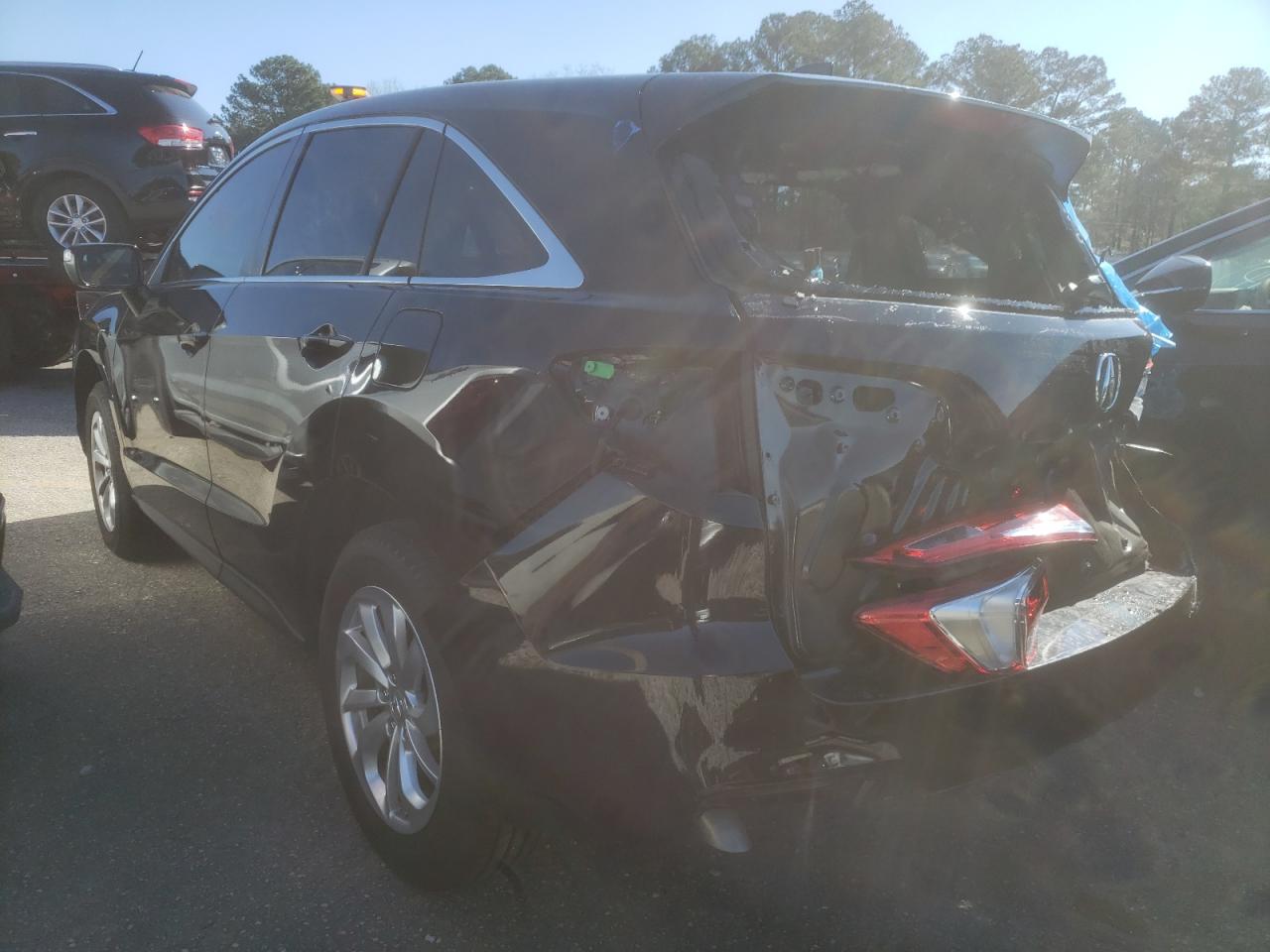 Photo 3 from auction – 2018 ACURA RDX TECHNO with VIN 5J8TB3H50JL002048