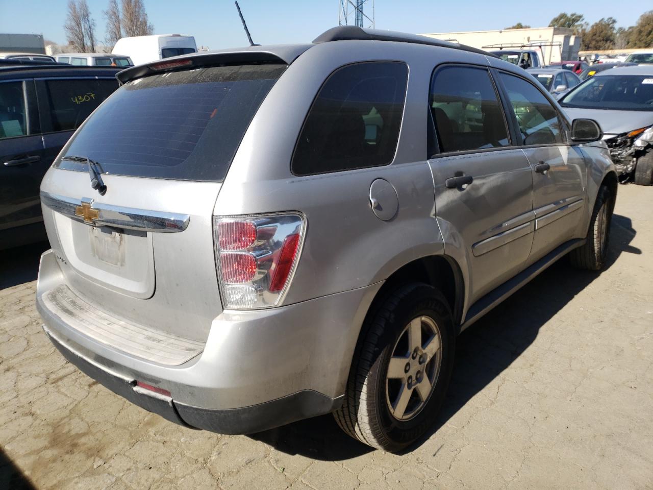 Photo 4 from auction – 2007 CHEVROLET EQUINOX LS with VIN 2CNDL13F076017277
