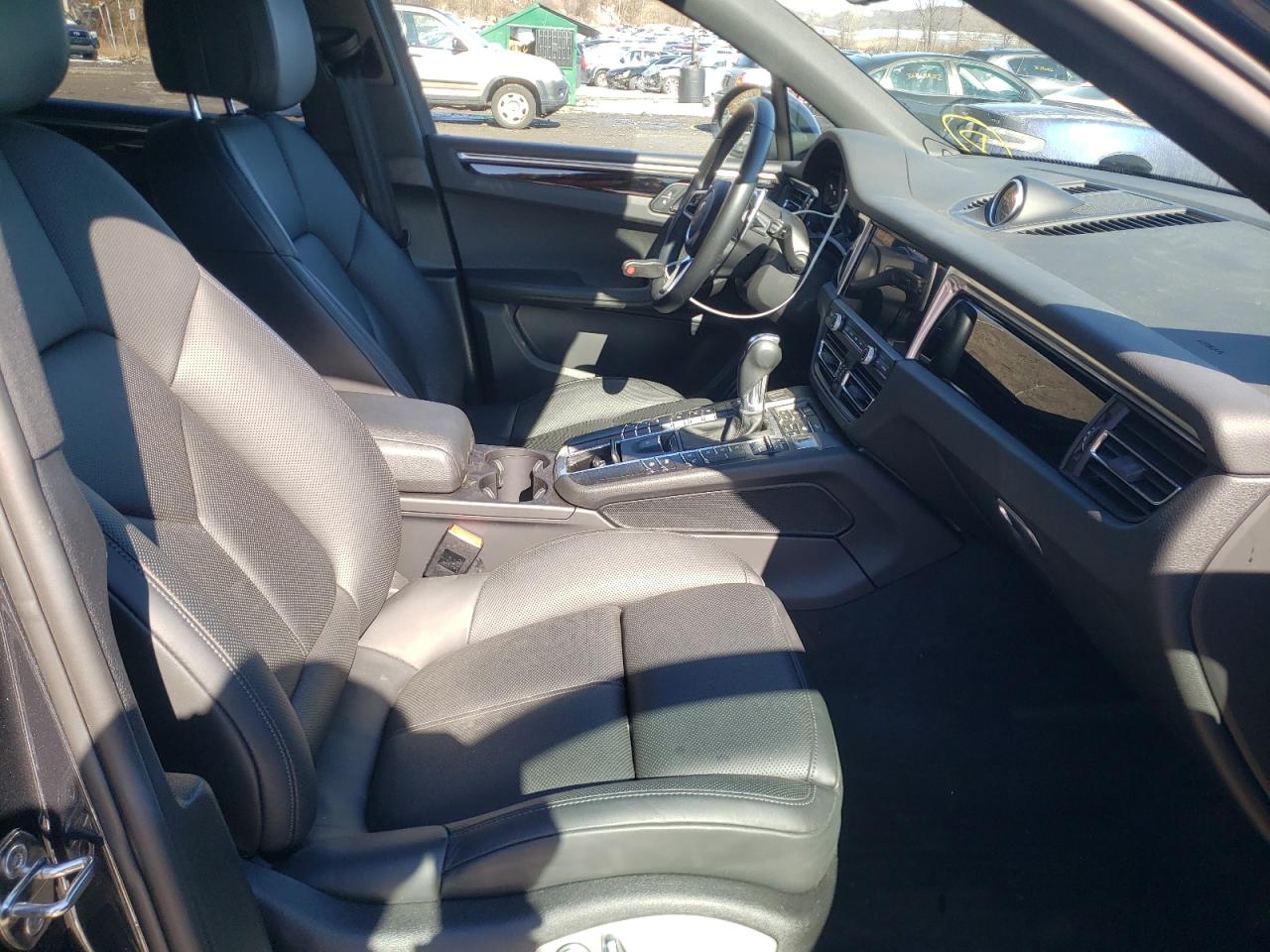 Photo 5 from auction – 2020 PORSCHE MACAN with VIN WP1AA2A54LLB13698