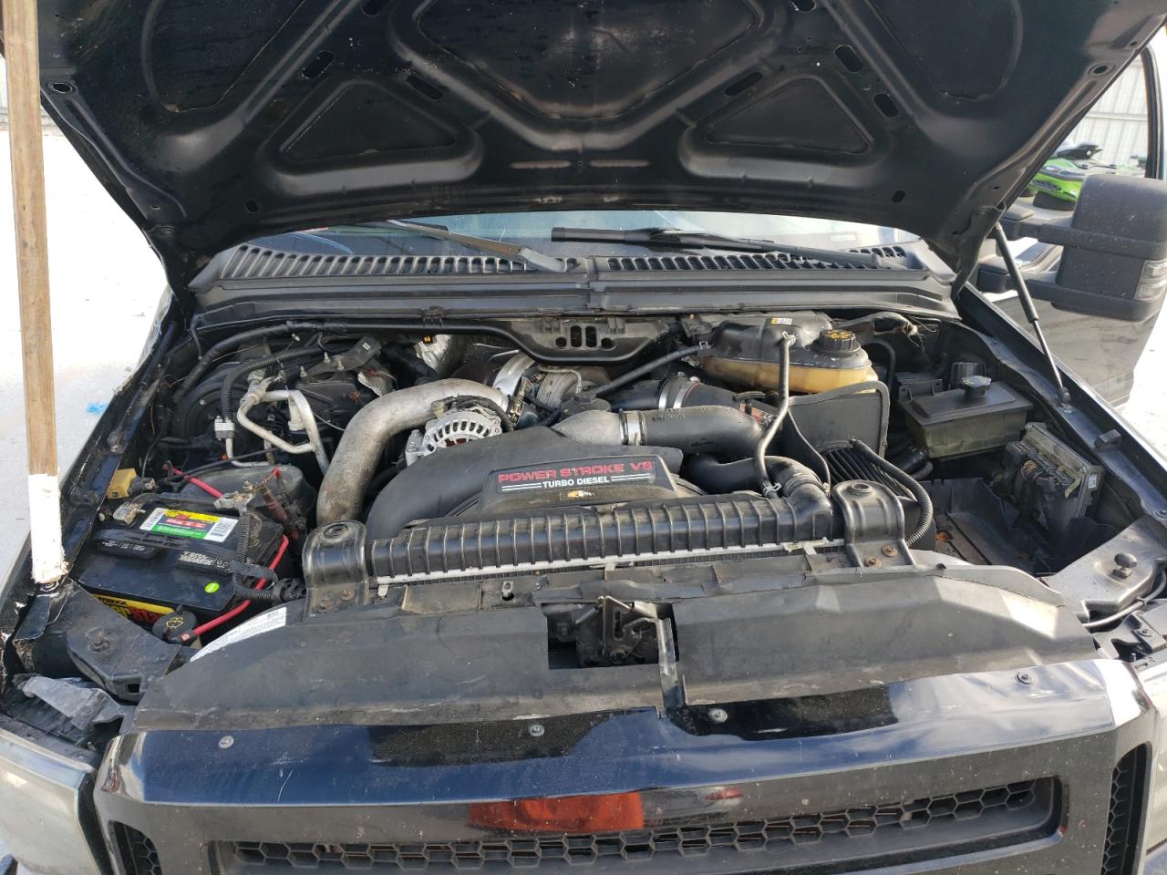 Photo 7 from auction – 2005 FORD EXCURSION with VIN 1FMSU43P75EA44810