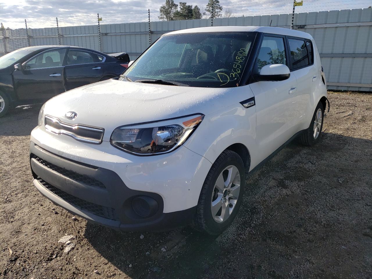 Photo 2 from auction – 2017 KIA SOUL with VIN KNDJN2A24H7455812