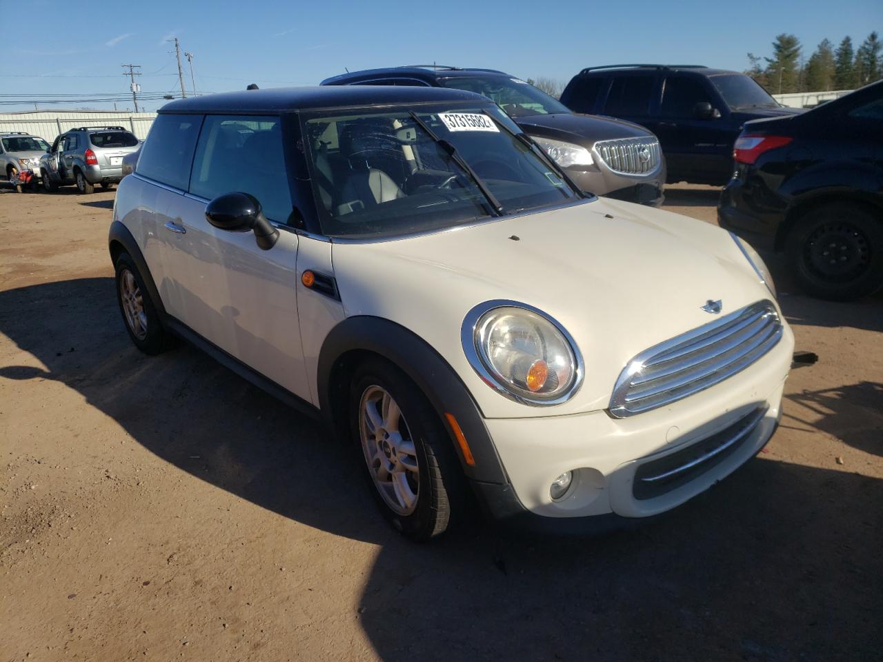 MINI COOPER 2011 with VIN WMWSU3C54BTX96207 - Photo from auction