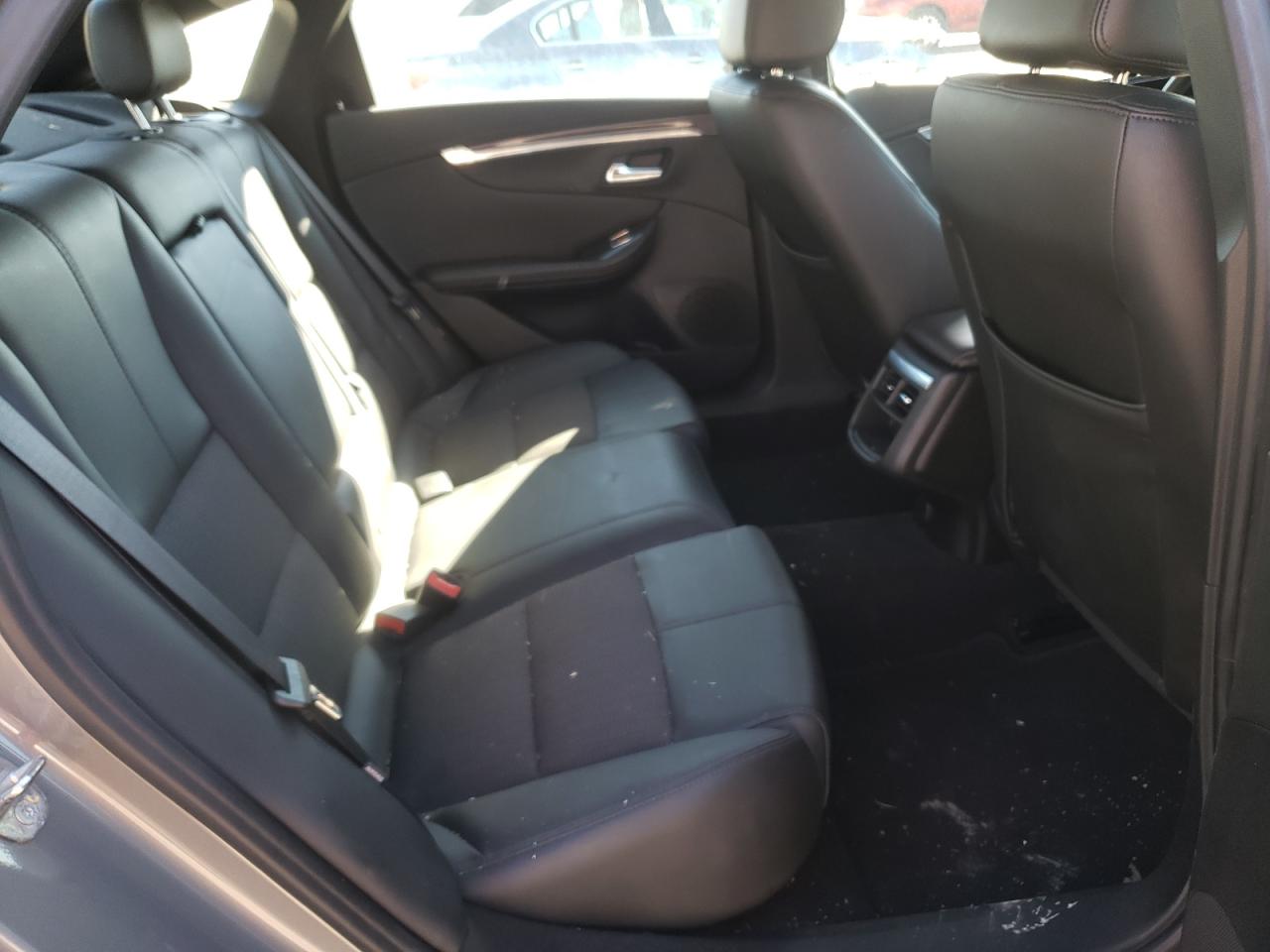 Photo 6 from auction – 2017 CHEVROLET IMPALA LT with VIN 1G1105S36HU189260