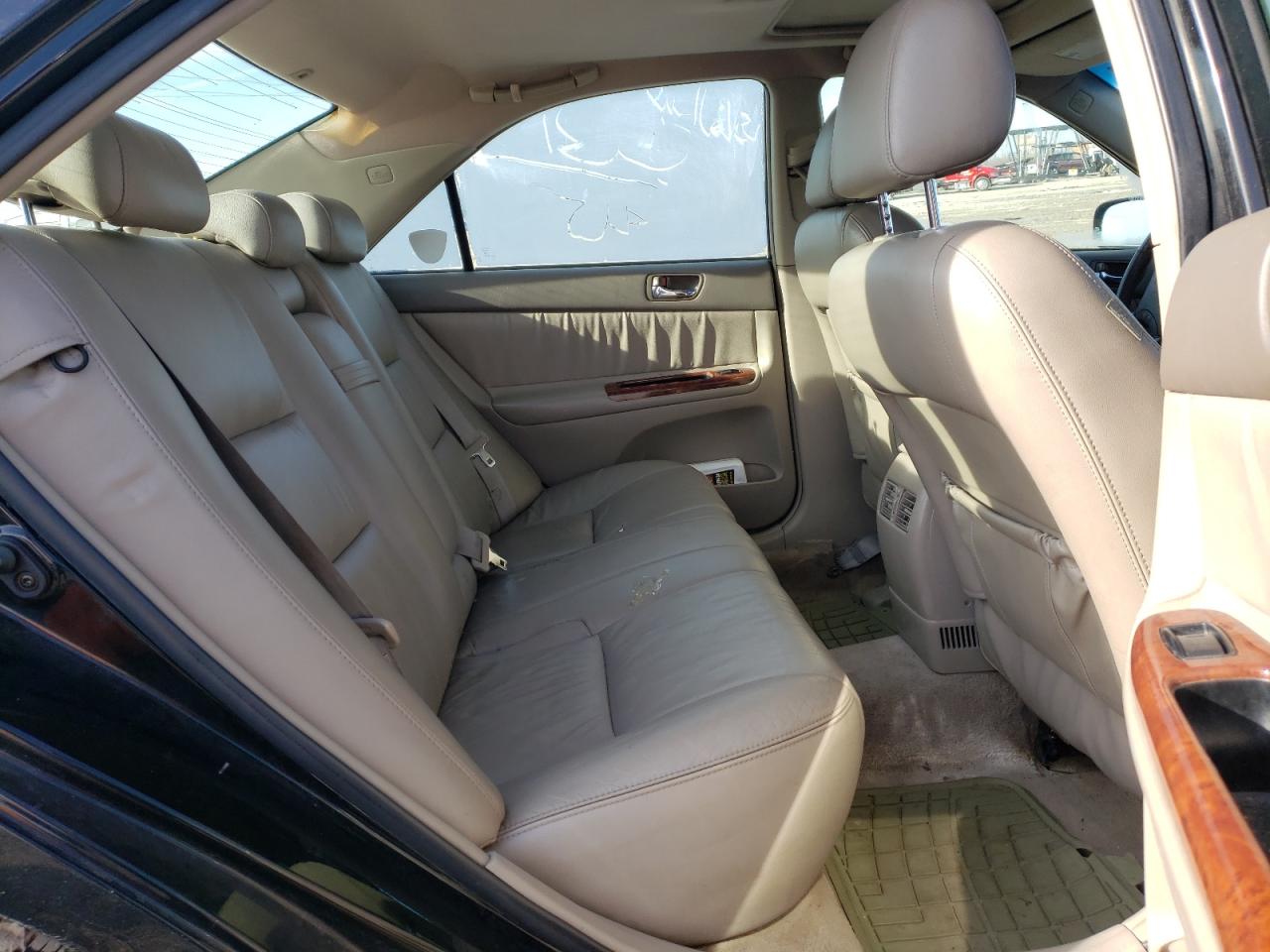 Photo 6 from auction – 2005 TOYOTA CAMRY with VIN 4T1BE30K55U044312