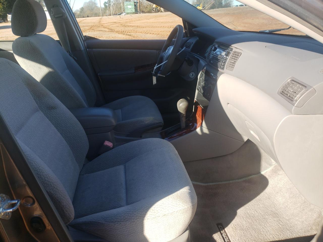 Photo 5 from auction – 2004 TOYOTA COROLLA CE with VIN 1NXBR32E14Z259390