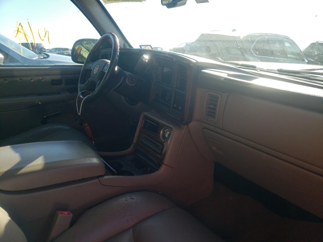 Photo 9 from auction – 2004 CADILLAC ESCALADE E with VIN 3GYEK62N64G308359