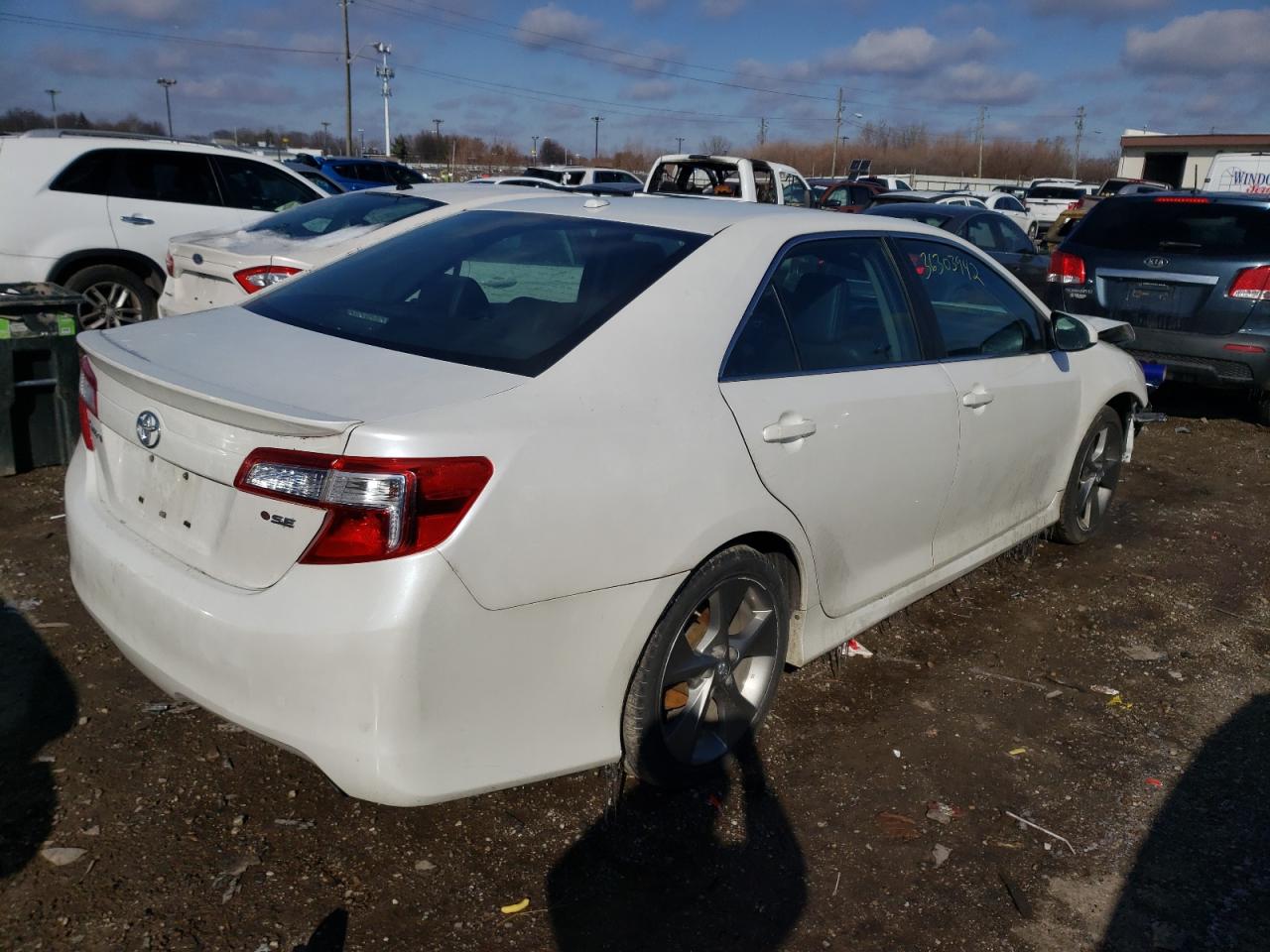Photo 4 from auction – 2012 TOYOTA CAMRY BASE with VIN 4T1BF1FK6CU622360
