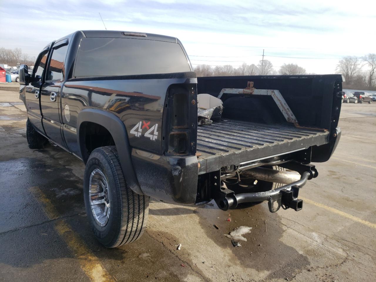 Photo 3 from auction – 2005 CHEVROLET silverado with VIN 1GCHK23285F826962