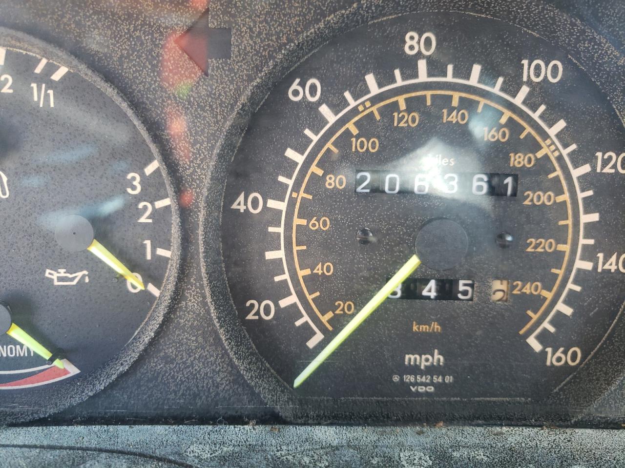 Photo 8 from auction – 1984 MERCEDES-BENZ 500-CLASS with VIN WDBCA37A8EA058643