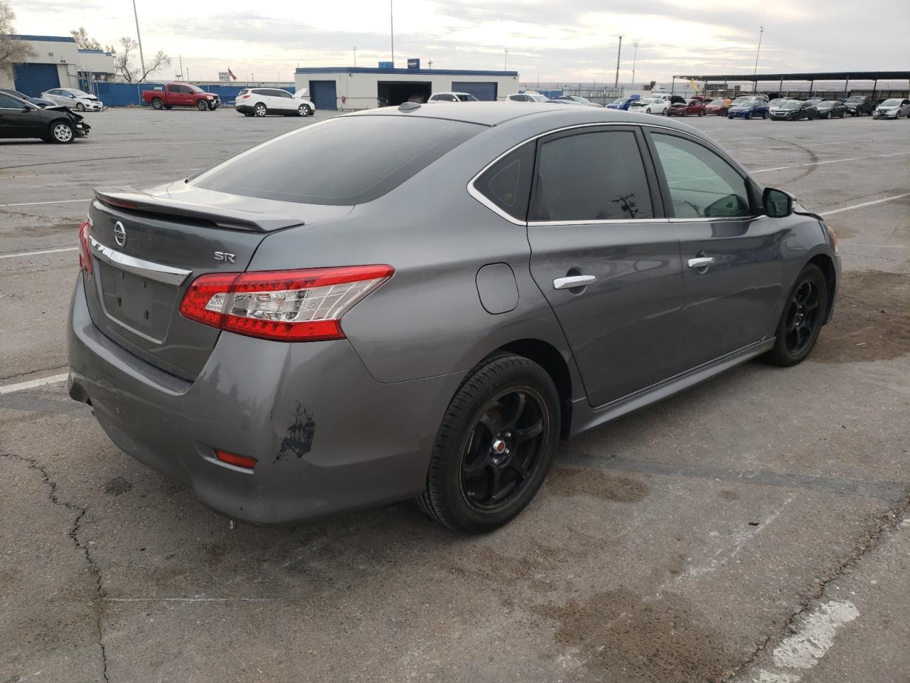 Photo 4 from auction – 2015 NISSAN SENTRA with VIN 3N1AB7AP5FY318894