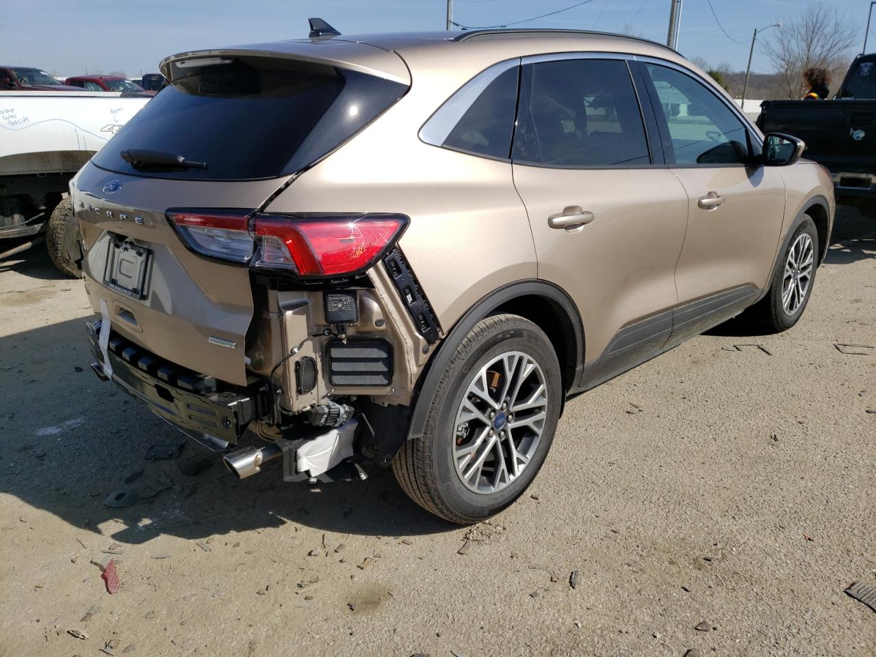 Photo 4 from auction – 2020 FORD ESCAPE SEL with VIN 1FMCU0H67LUA72915