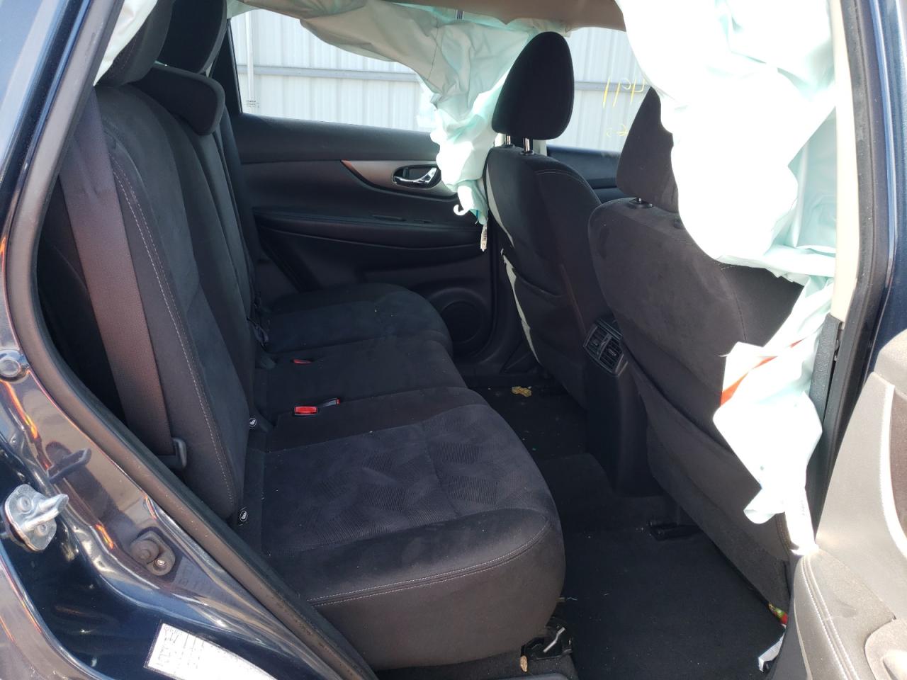 Photo 6 from auction – 2015 NISSAN ROGUE S with VIN KNMAT2MV3FP554792