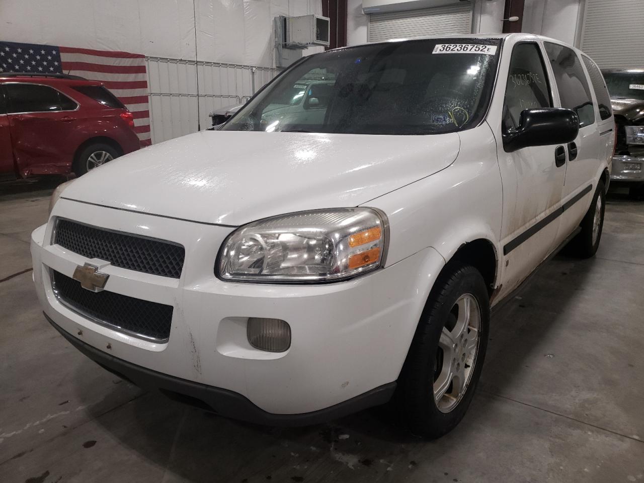 Photo 2 from auction – 2007 CHEVROLET UPLANDER L with VIN 1GNDV23117D214640