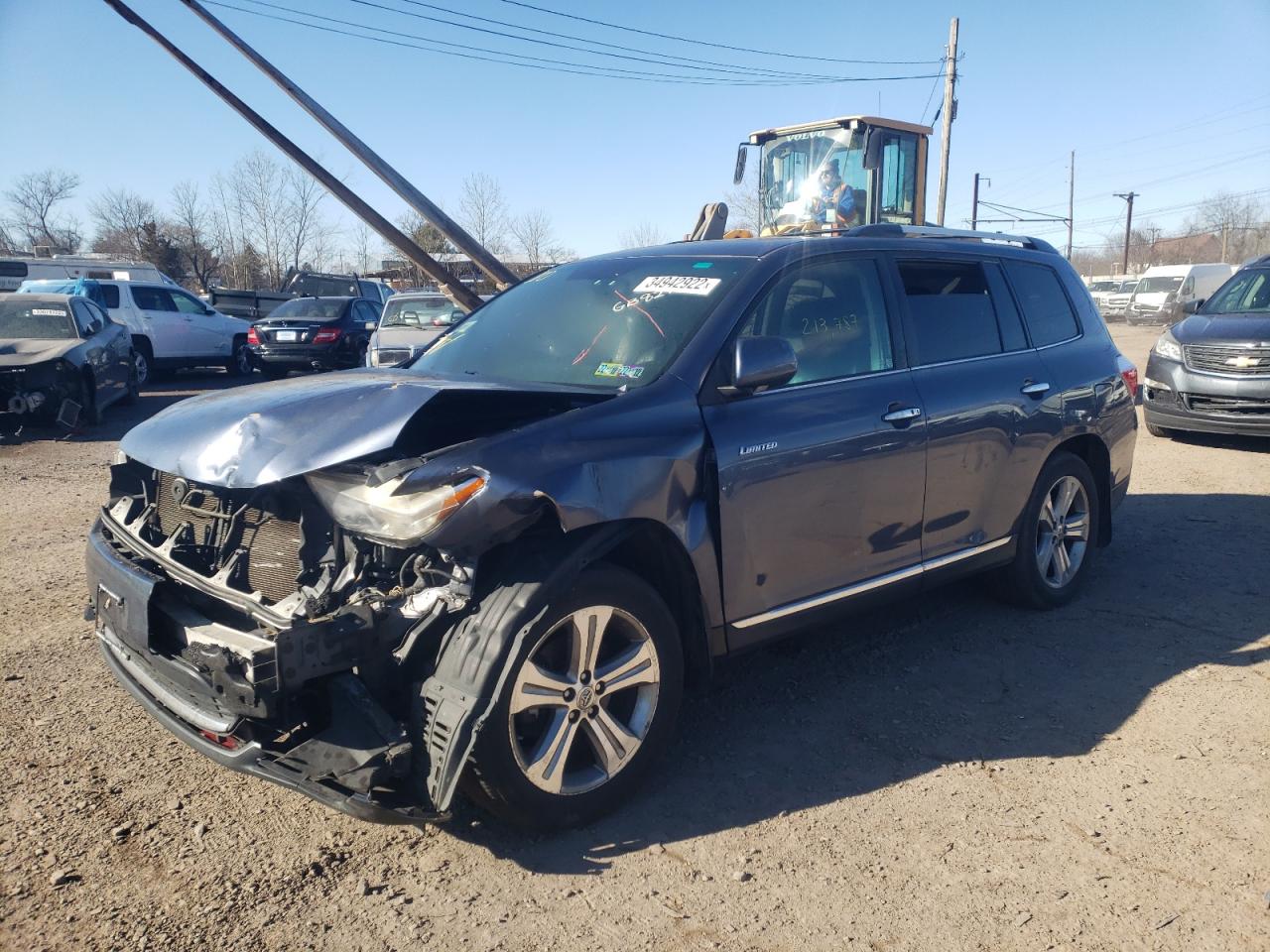 Photo 2 from auction – 2012 TOYOTA HIGHLANDER with VIN 5TDDK3EH3CS121683
