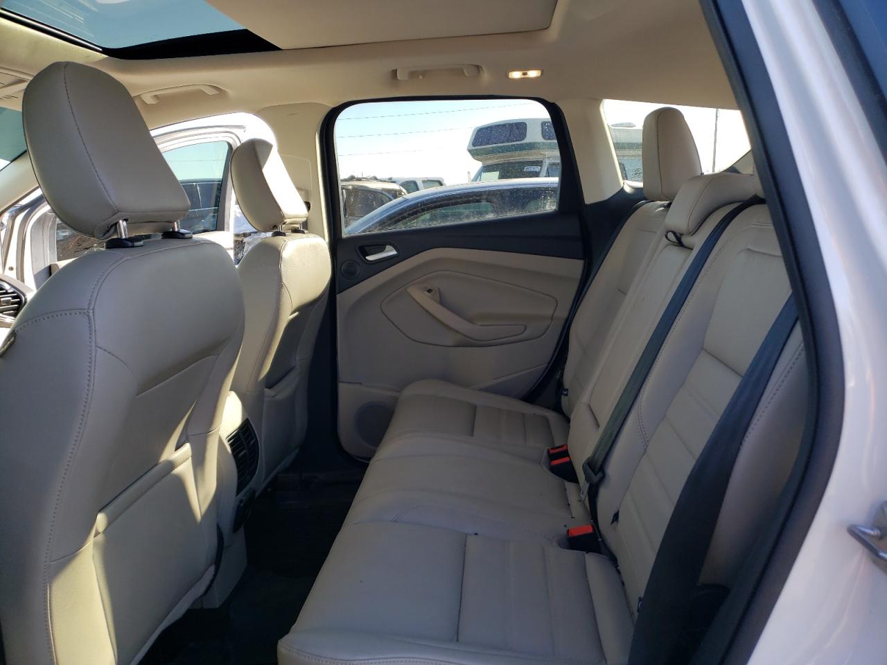 Photo 6 from auction – 2019 FORD ESCAPE TIT with VIN 1FMCU9J97KUC53665
