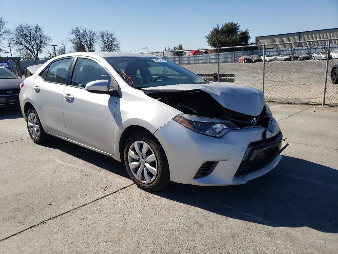 TOYOTA COROLLA L 2015 with VIN 2T1BURHEXFC256422 - Photo from auction